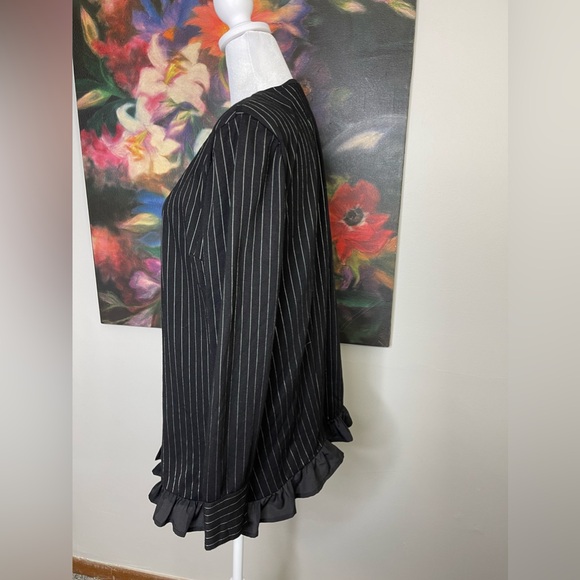 Bcbg generation Black Tuxedo Wrinkle Free Blazer in White Striped Ruffle Trim S - Picture 4 of 10